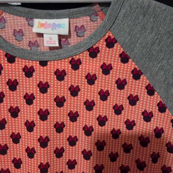LuLaRoe Tops - LuLaRoe Disney Minnie Mouse Peach Pink 3/4 Sleeve Baseball Tee T-Shirt Size‎ S